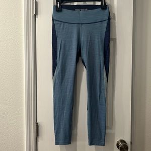 Outdoor Voices blue leggings size m